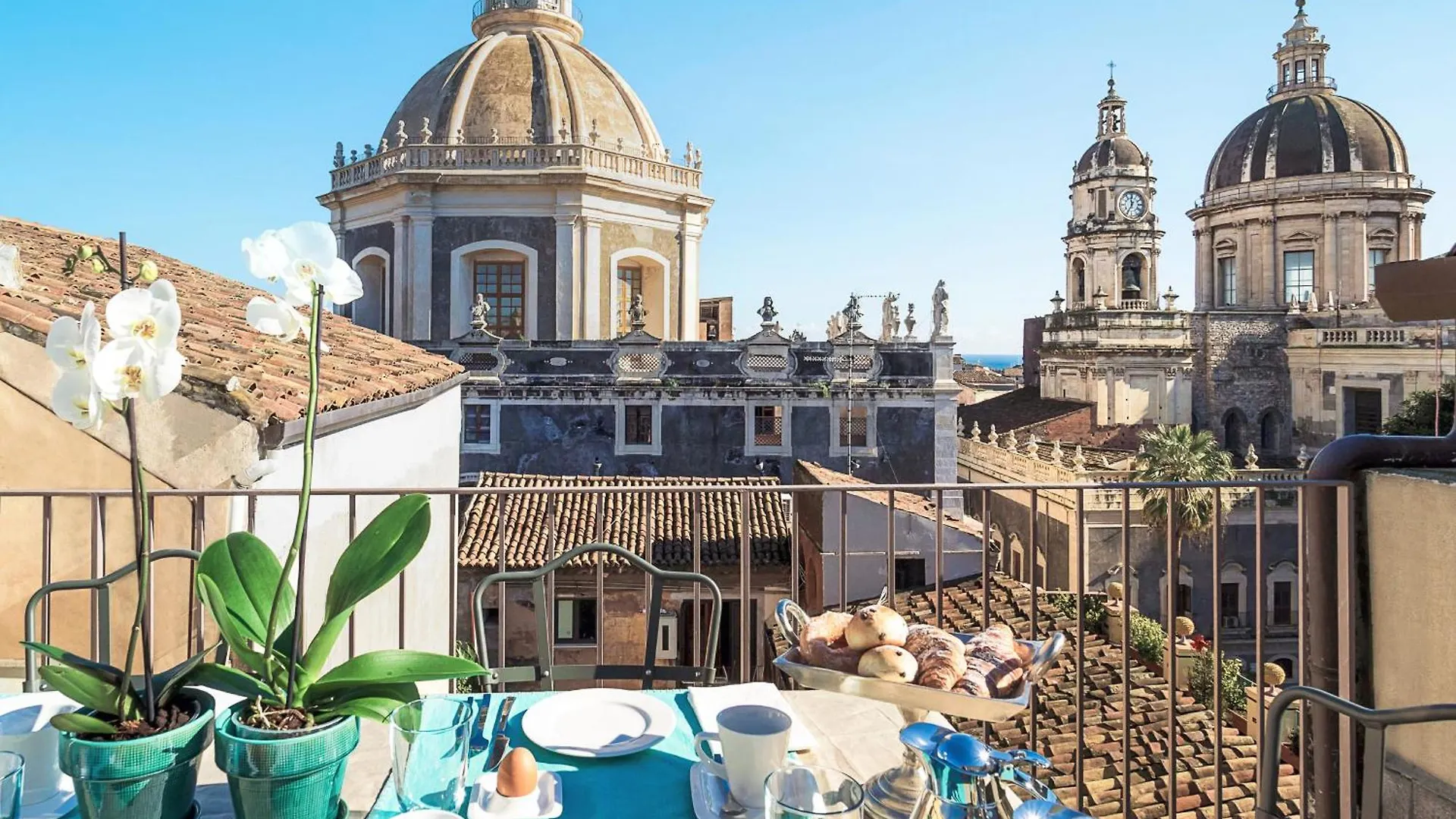 Penthouse Duomo Apartment Catania